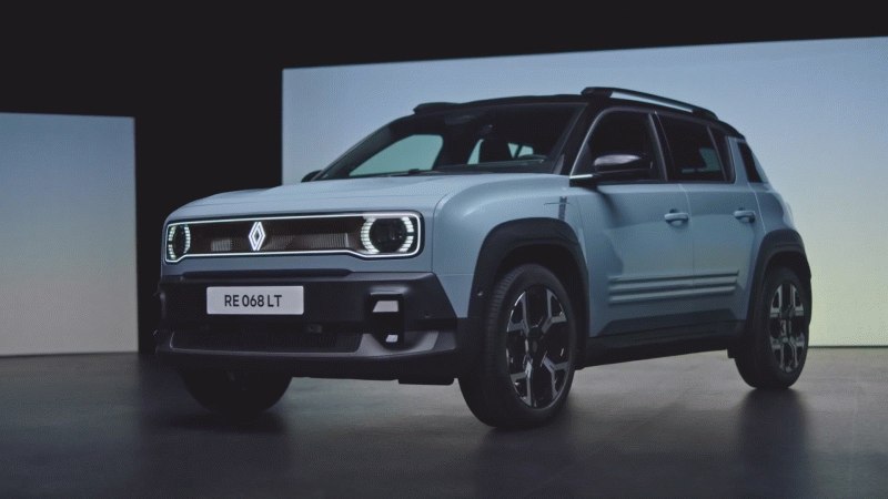 renault_4_e-tech_electric_-_45__-_reveal_film.jpg